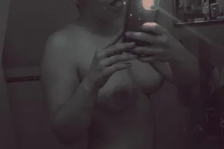 in town hmu if you lookin for a good time🤑🥰 - Image 4